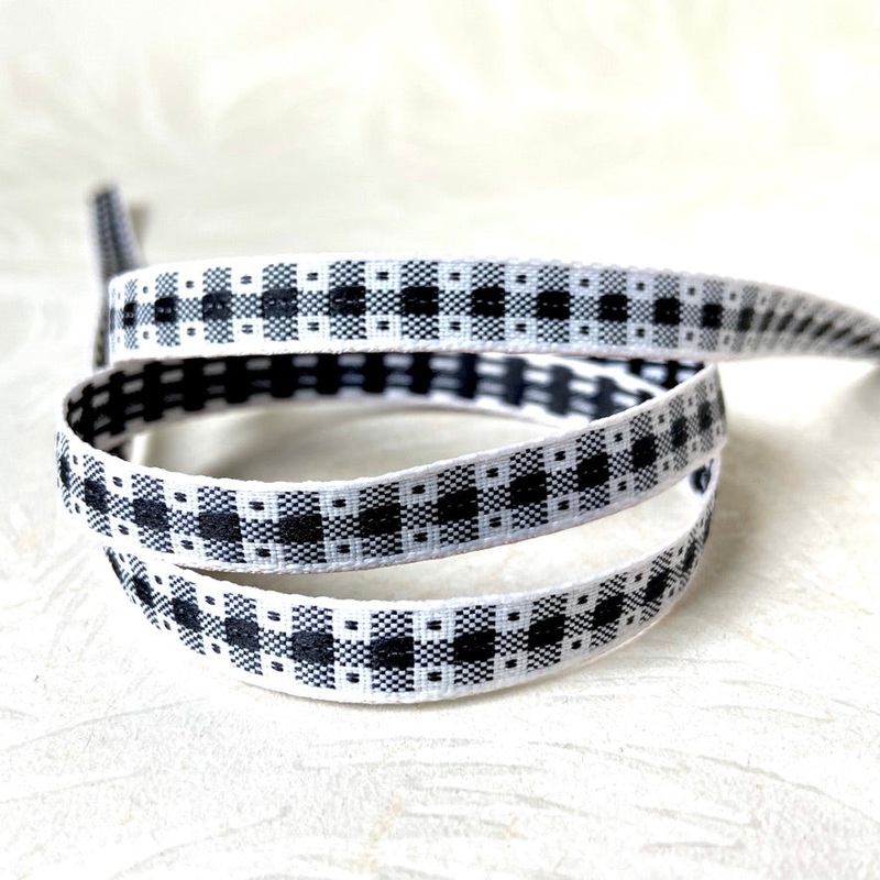 Squares Jacquard-Black & White