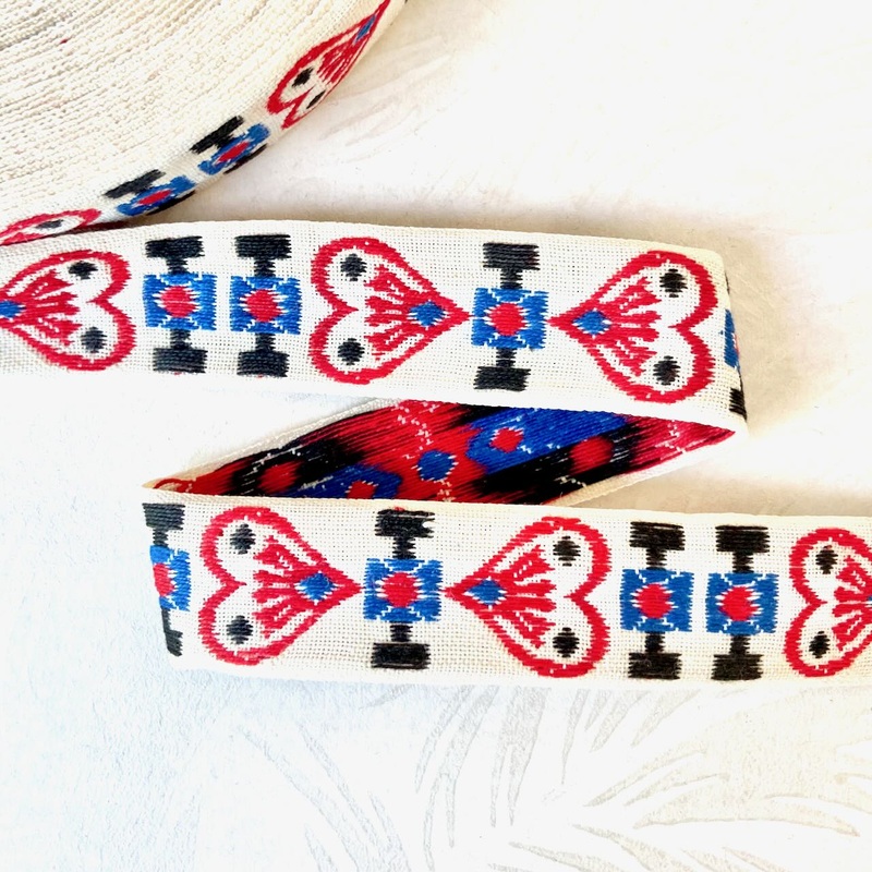 Geometric Heart Jacquard - Vintage