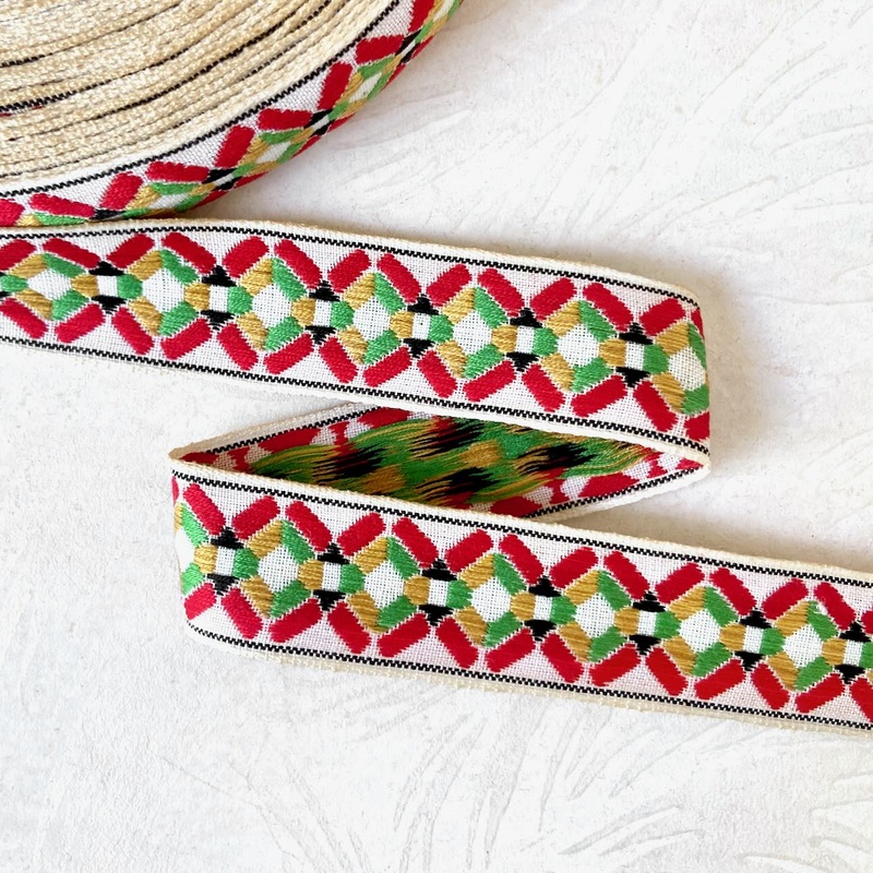 Geometric Jacquard - Vintage-Red, Gold, Green on White-By the Yard & 36 Yard Roll