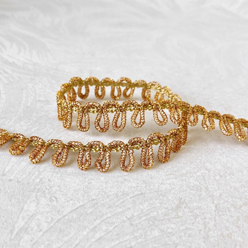 Metallic Drop Loop Trim-Antique Gold