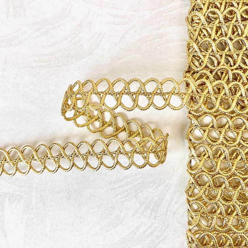 Metallic Wave Loop Braid 3/4-Gold