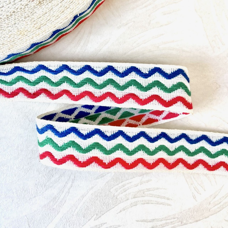 Wavy Line Jacquard - Vintage-Blue, Green, Red on White-By the Yard & 72 Yard Roll