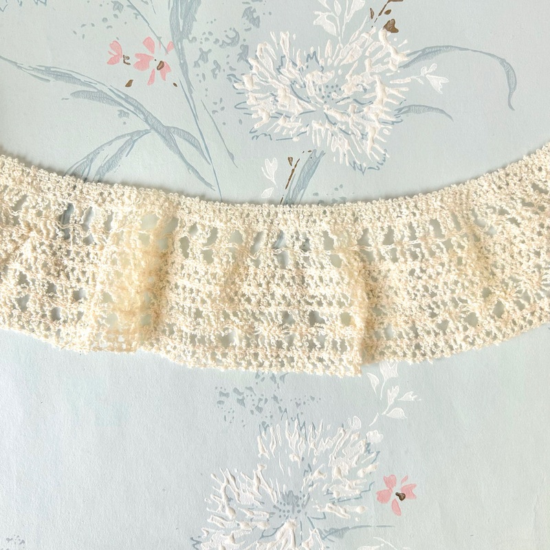 Elastic Edged Soft Ruffled Lace