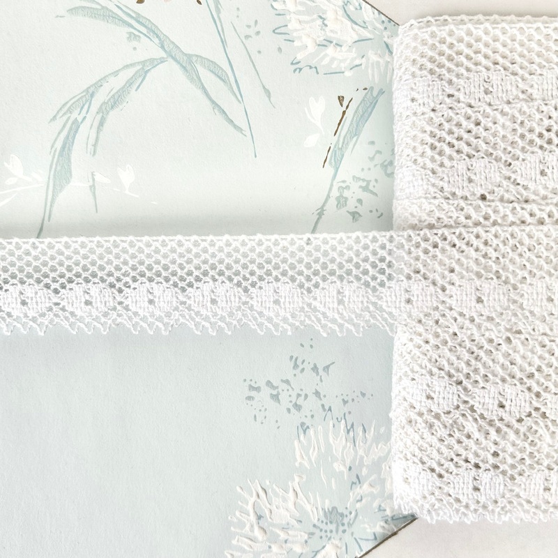 Ovals Scalloped Cluny Lace-White