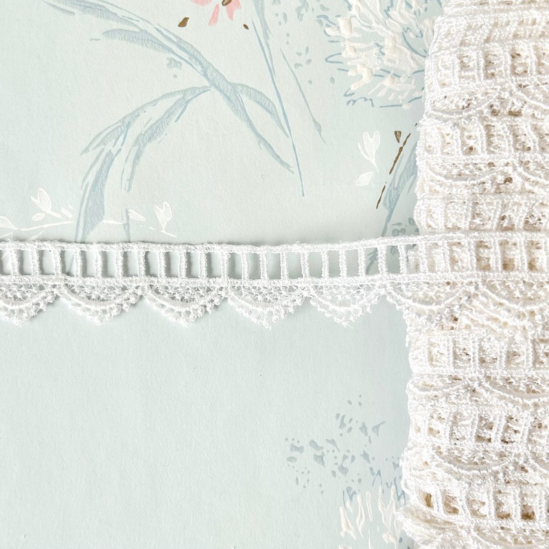 Scallop & Ladder Venice Lace-Ivory