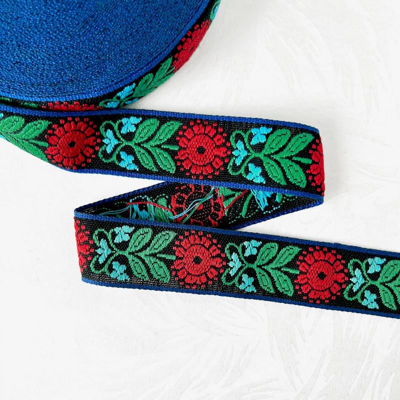 Floral Jacquard-Red, Green & Blue on Black