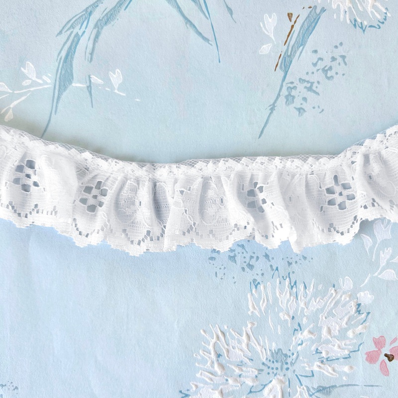 Ruffled Eyelet Lace Edging-White-By the Yard & 25 Yard Board