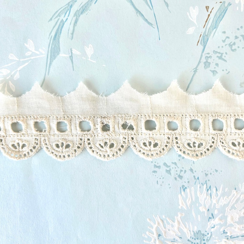 Scalloped Entredeux Eyelet Lace Edging