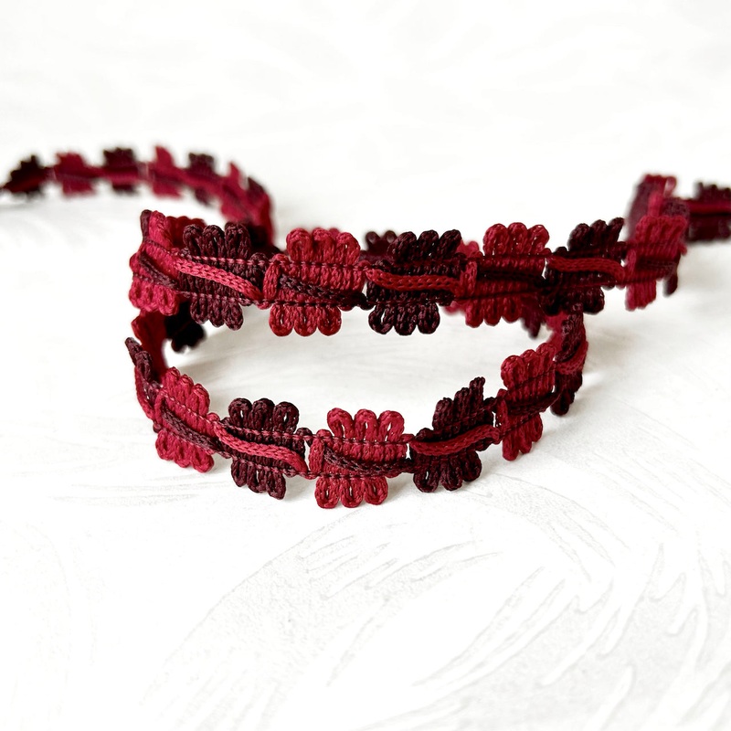 Scalloped Loop Braid-Burgundy & Wine