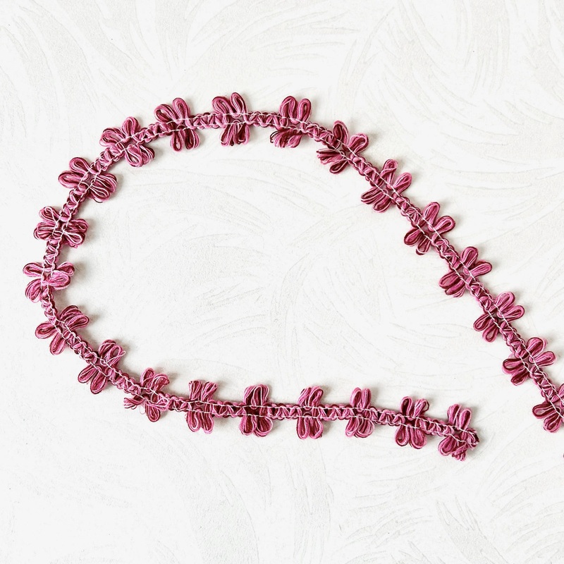 Stretchy Scalloped Loop Braid-Pink & Burgundy-By the Yard & 36 Yard Board