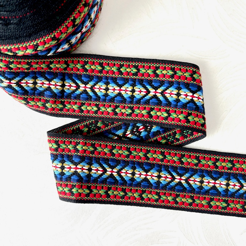 Geometric Jacquard-Blue & Red on Black