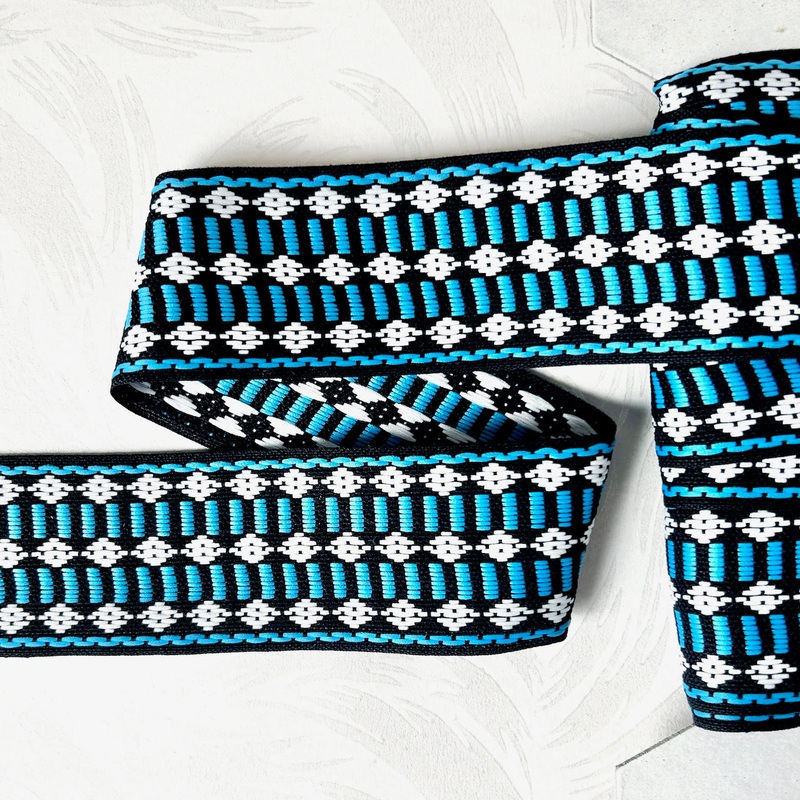Geometric Jacquard-Blue & White on Black