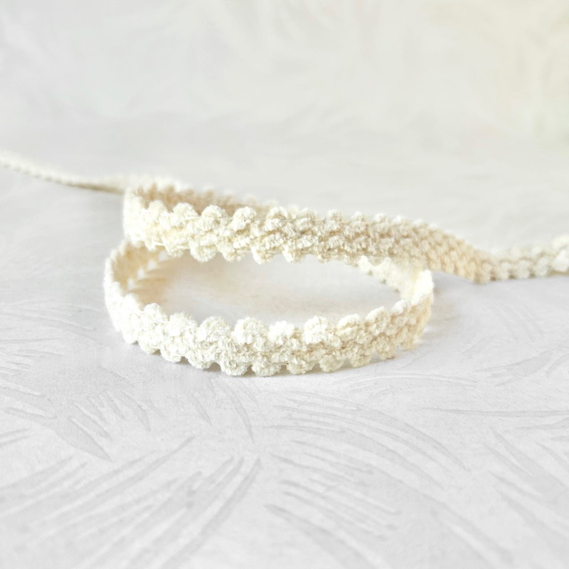 Chenille Scalloped Braid-Natural