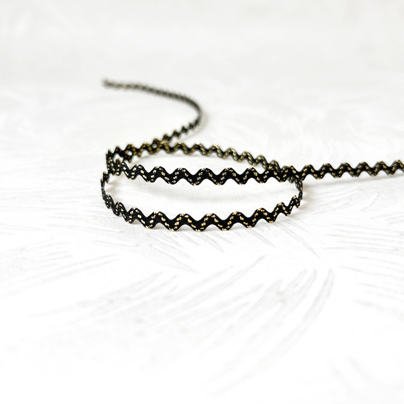 Decorative Metallic Rick Rack-Black & Gold-By the Yard & 36 Yard Board