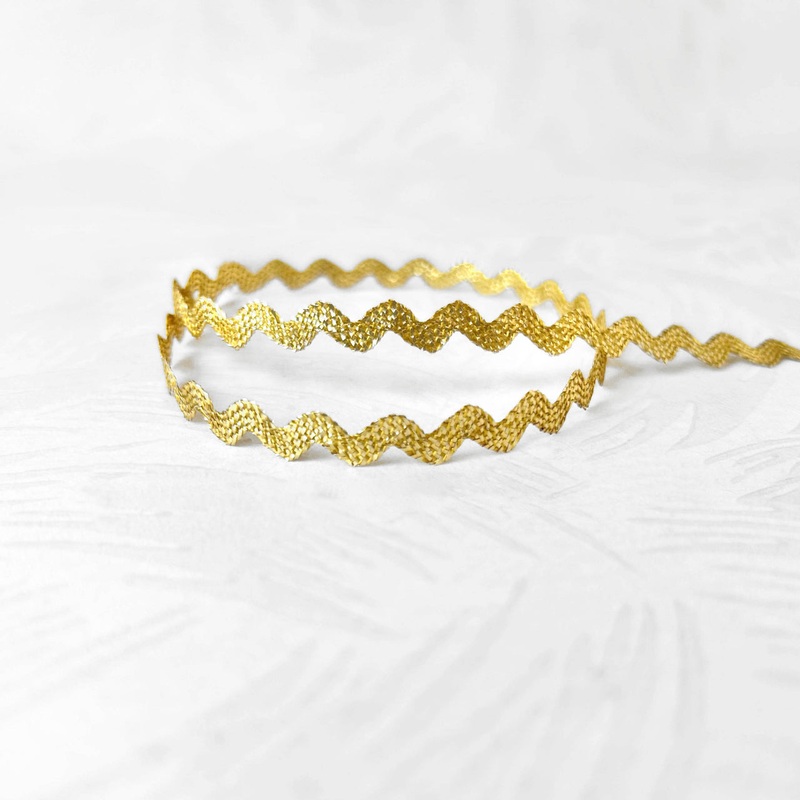 Metallic Gold Rick Rack-Gold-By the Yard & 36 Yard Board