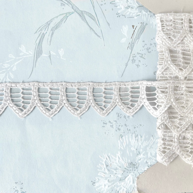 Pointed Venice Lace-White