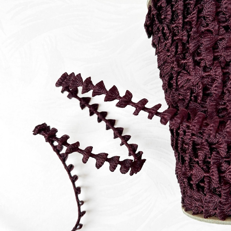Maroon Fan Loop Braid-Maroon-By the Yard & 36 Yard Roll