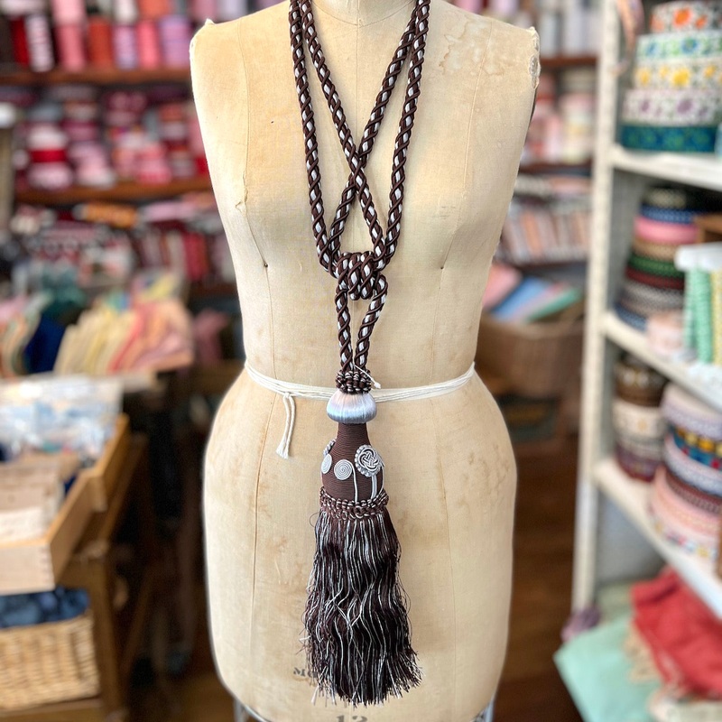 Tieback Tassel 12 Mocha Ice