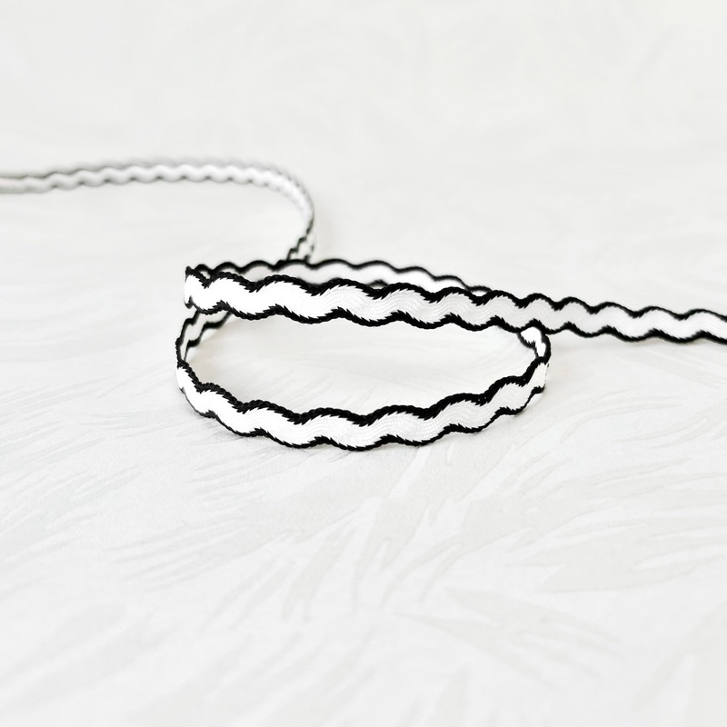 White & Black Rick Rack-Black & White