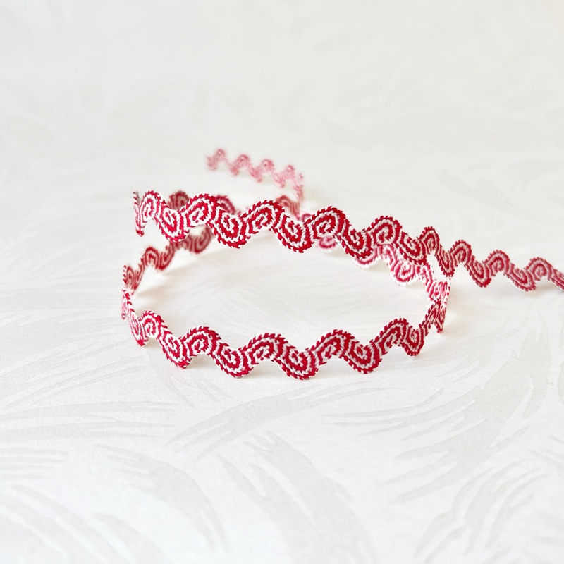 Red & White Swirl Rick Rack-Red & White