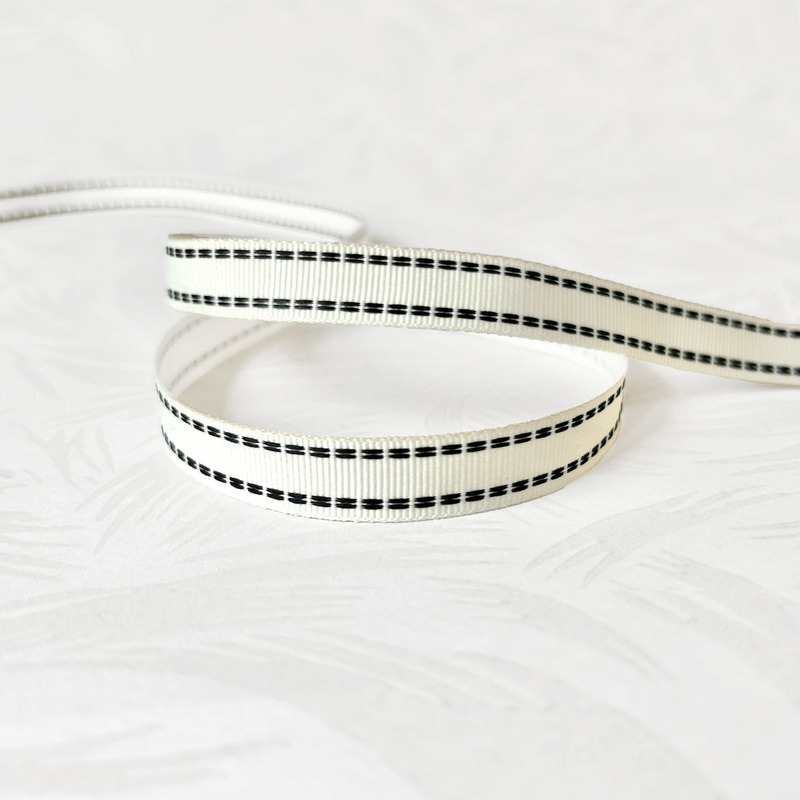 Saddle Stitch Grosgrain-Black & Linen-By the Yard & 25 Yard Board