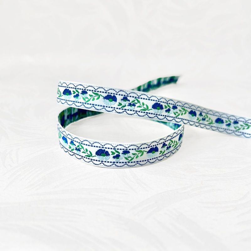 Floral Vine Jacquard-Blue