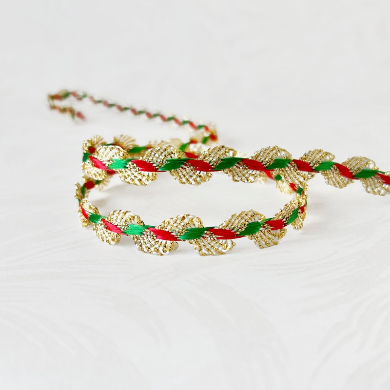 Metallic Scalloped Braid-Red & Green on Gold