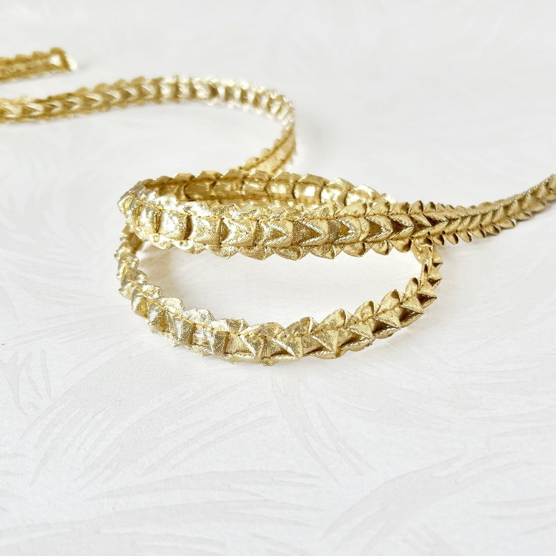Unique Metallic Trim-Gold