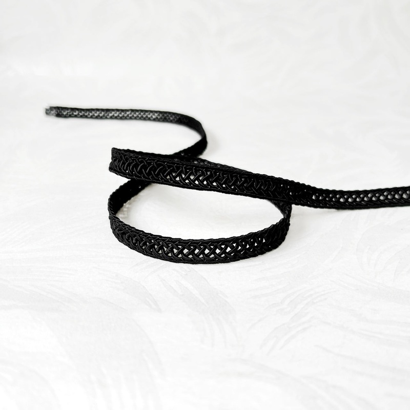 Black Gimp Braid-Black-By the Yard & 25 Yard Board
