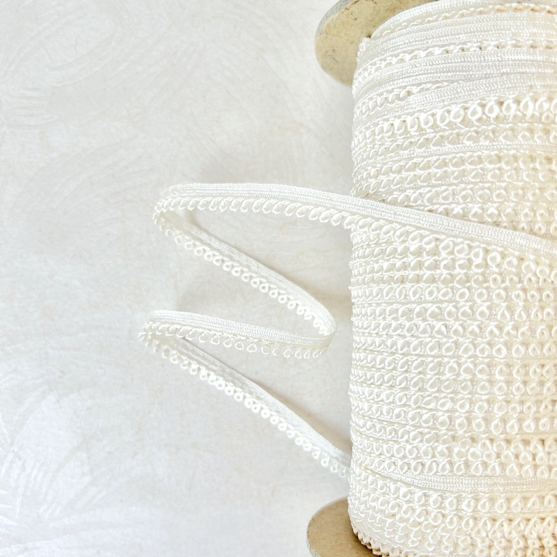 Loop Edge Fringe-Off White-By the Yard & 144 Yard Roll