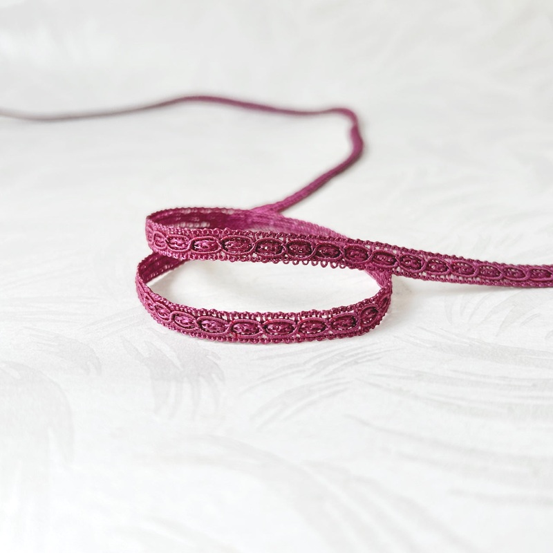 Ovals Gimp Braid-Grape-By the Yard & 288 Yard Roll