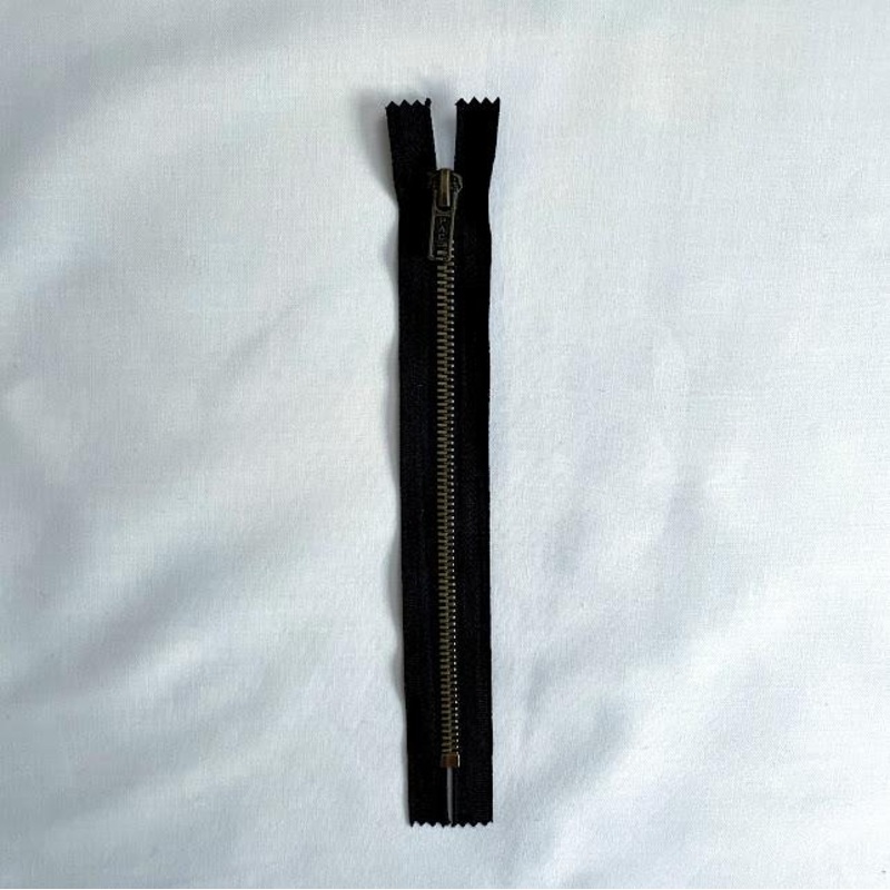 #5 Antique Brass Jean Zippers - 9 - Black - Close Ended