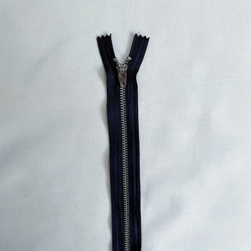 #4.5 Nickel Jean / Pant Zippers - 9 - Navy - Close Ended