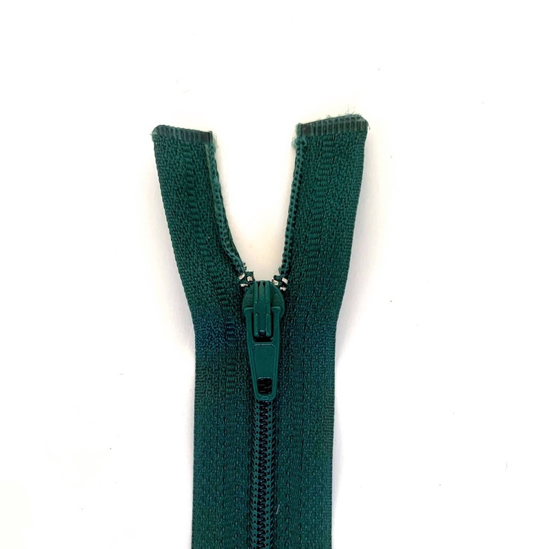 Lightweight Open Ended Separating Zipper 60cm (24) No. 3 - Pine