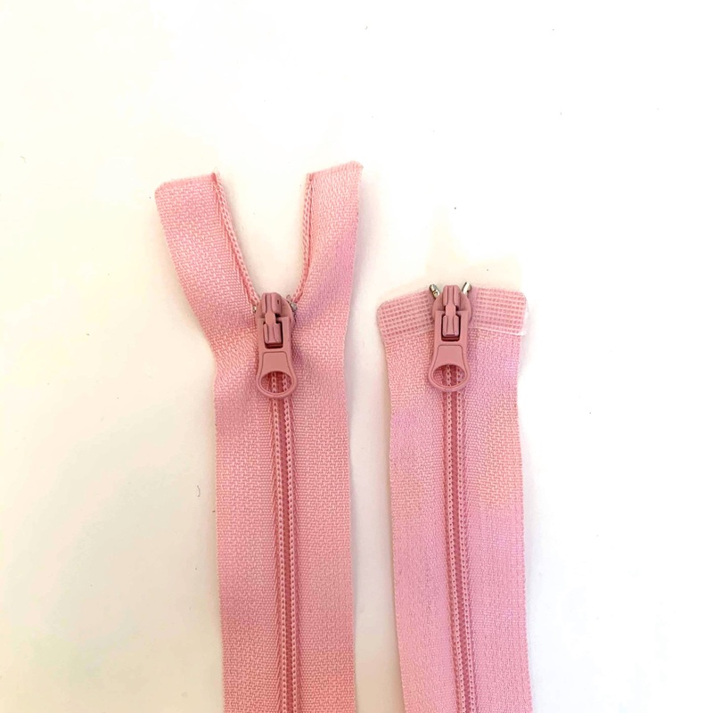 Two Way Separating Zipper - Light Weight #3 Nylon Coil 76cm (30) - Pink