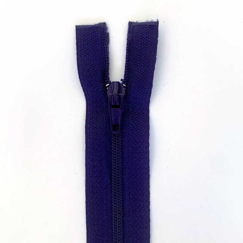 Lightweight Open Ended Separating Zipper 60cm (24) No. 3 - Purple