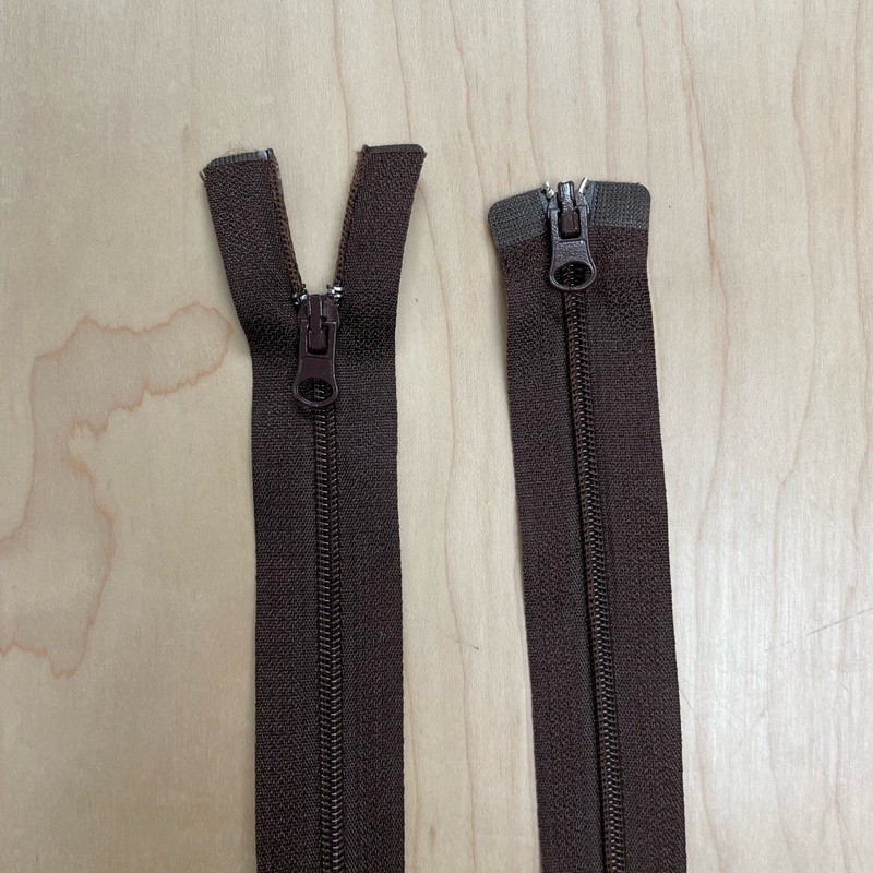 Two Way Separating Zipper - Light Weight #3 Nylon Coil 76cm (30) - Dark Brown