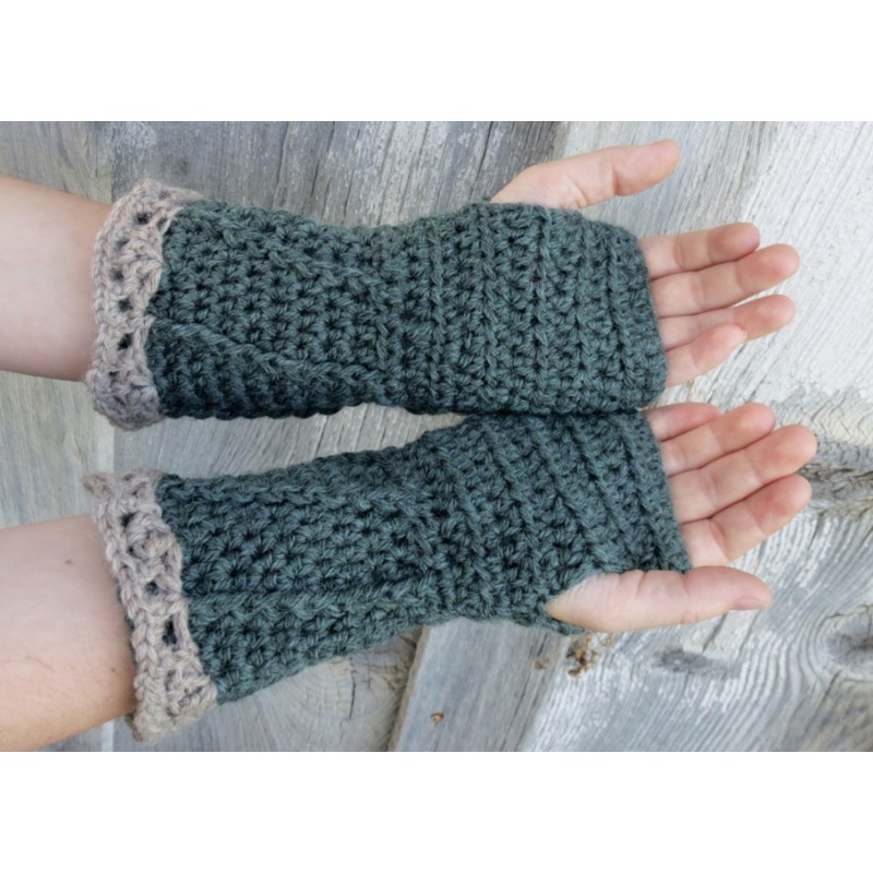 Spiral Wristers Downloadable Pattern